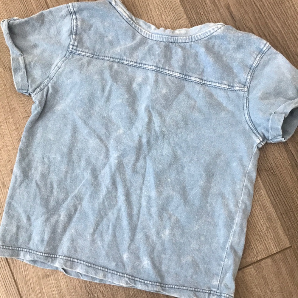 Distressed tee - Picture 4 of 4